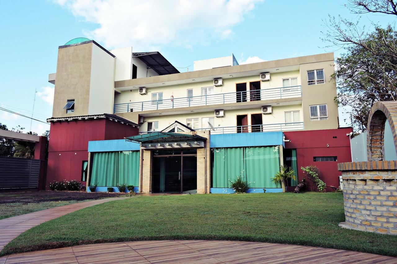 Hotel Piro'Y Presidente Franco Exterior photo